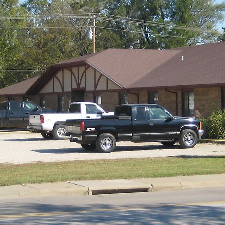 Coronado Motel & Rv Park Lindsborg Ngoại thất bức ảnh