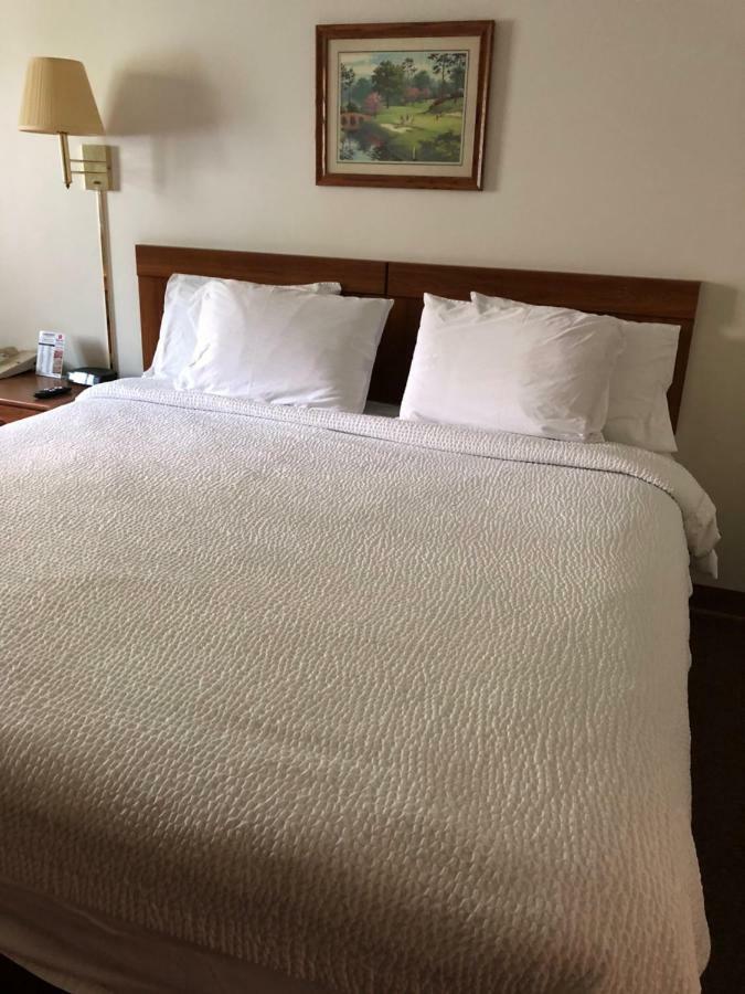 Coronado Motel & Rv Park Lindsborg Ngoại thất bức ảnh